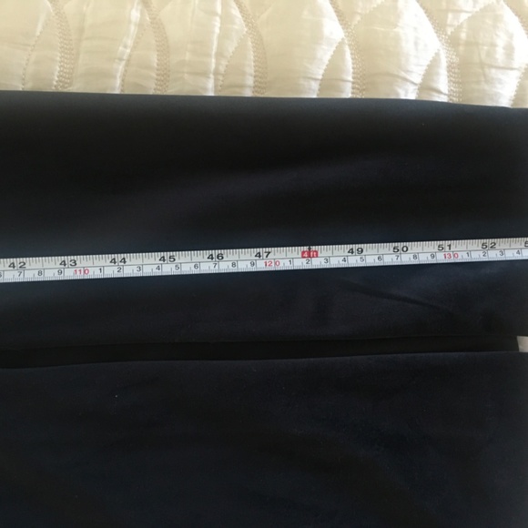 Elie Tahari Vaila Velvet Sheath dress NWT - Picture 6 of 8